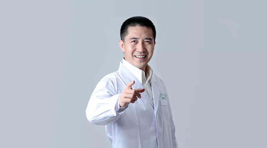 韩叔做客新浪医美，畅谈拯救胸部下垂不为人知(图7)